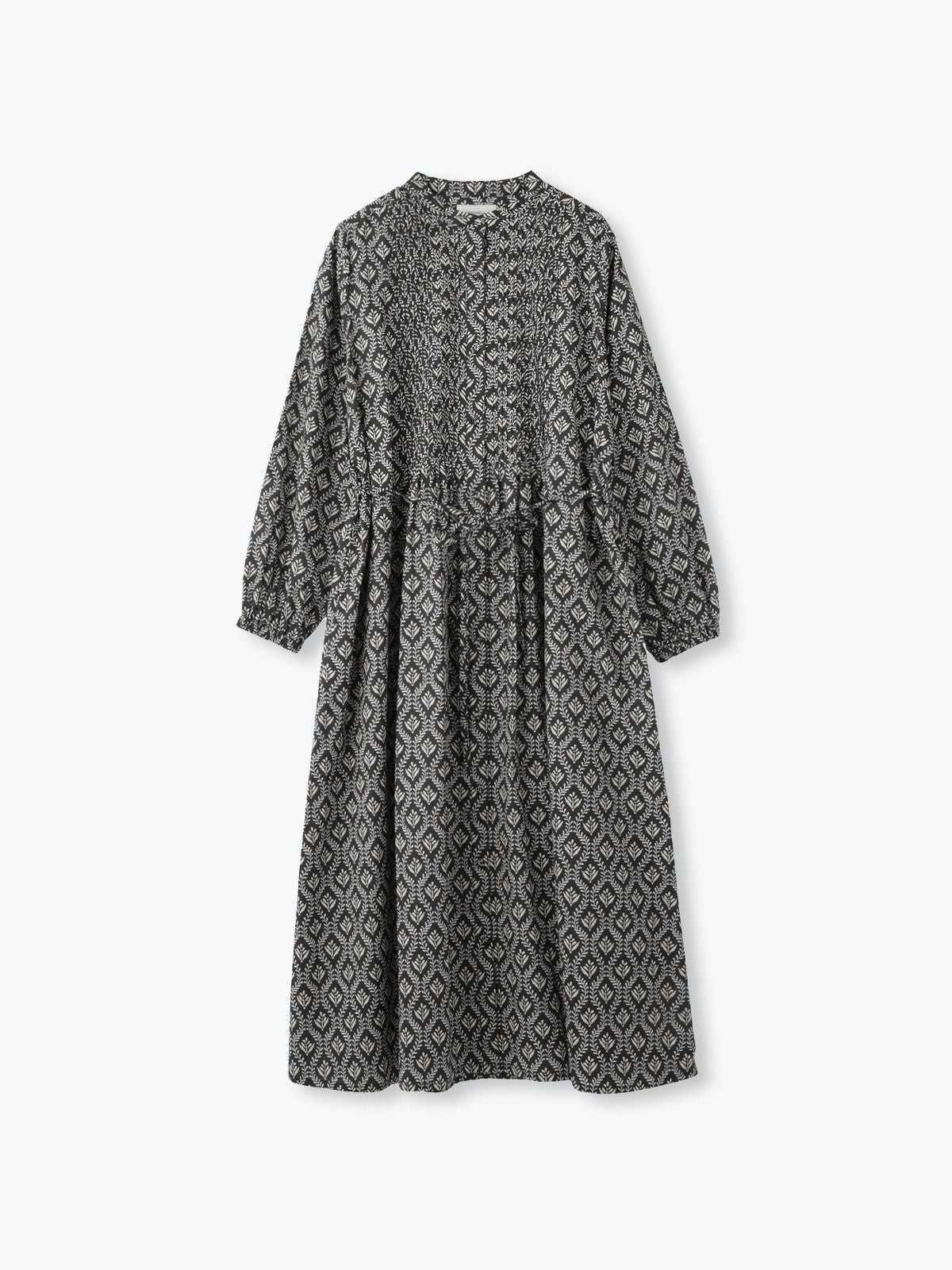 【新品】sosotto ツタ柄細ピンタックウエストドロストワンピース S～M ツタ柄細ピンタックウエストドロストワンピース sosotto ソソット