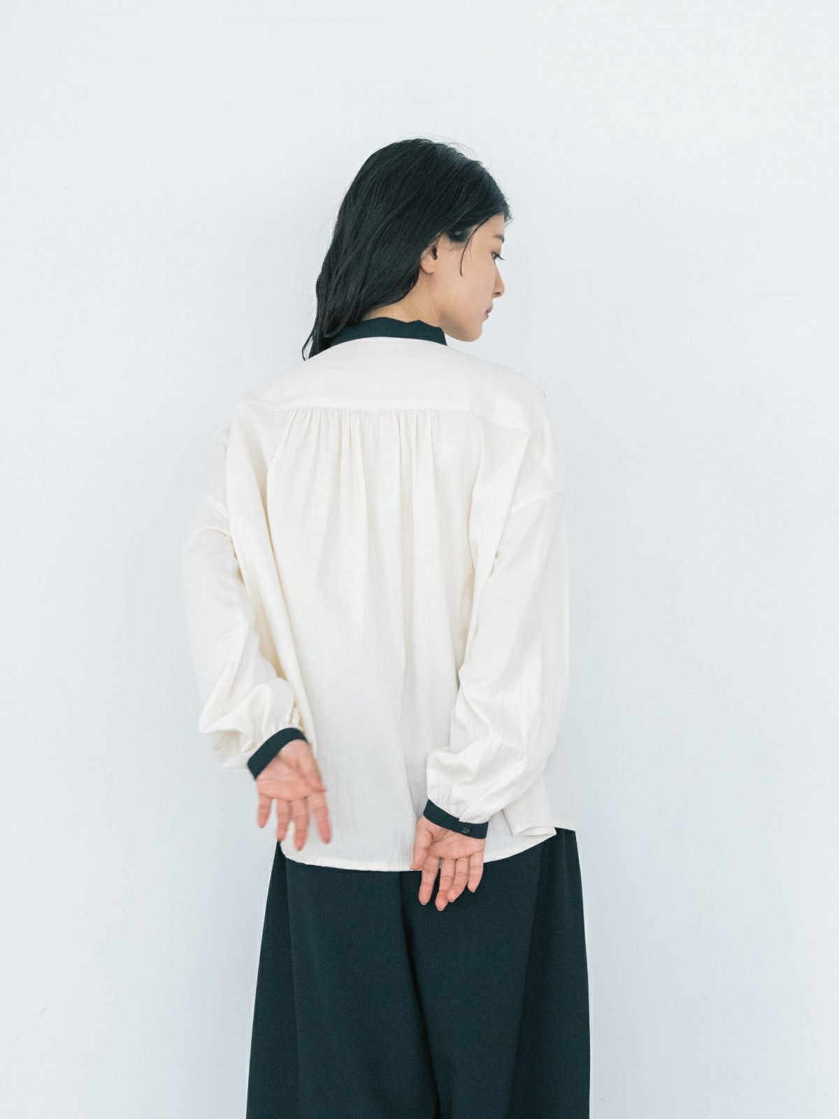 専用/26ss/未使用品/PONT DE CHALONS/ミックスボタンブラウス YouTube紹介アイテム】ミックスボタンブラウス PONT DE CHALONS ポンデ