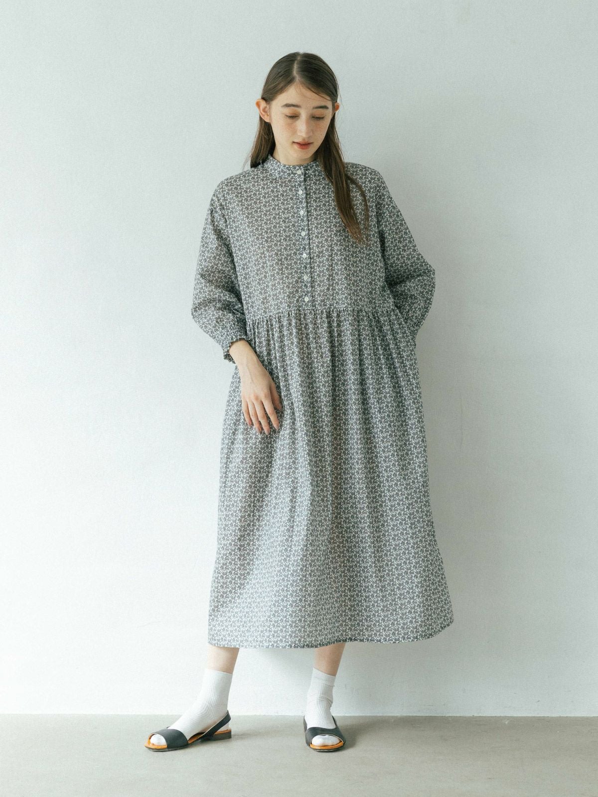 LIBERTYタナローンスタンドギャザーワンピース sosotto ソソット