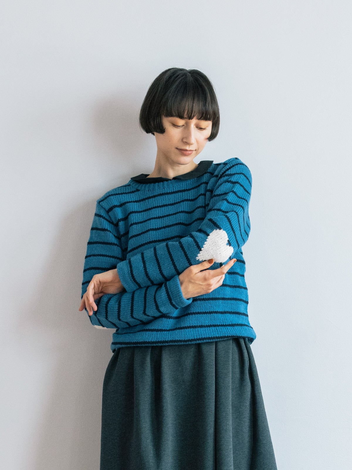 PERUVIAN KNIT HEART PATCH BORDER PULLOVER